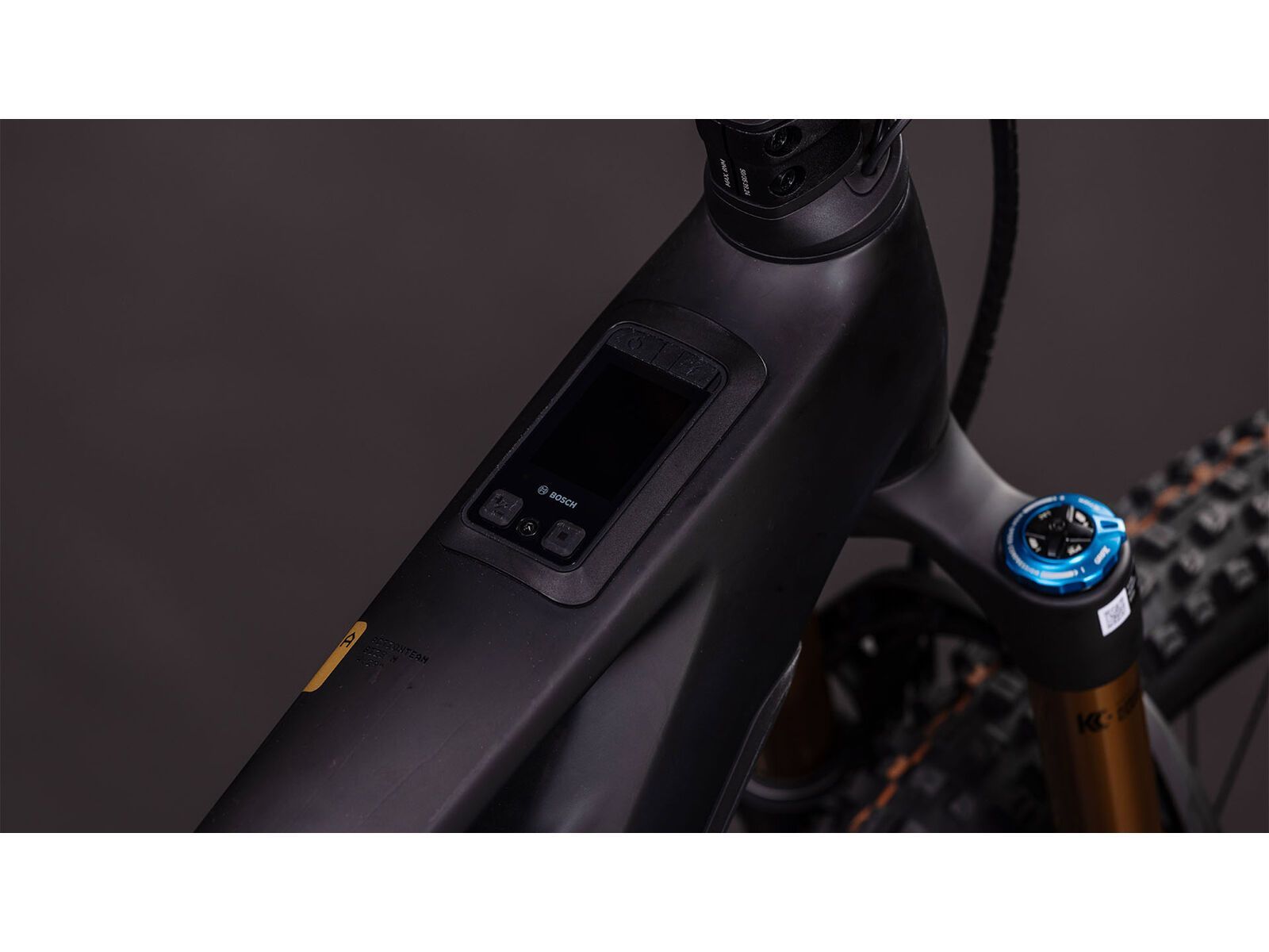 Cube Stereo Hybrid One44 HPC AT 800 27.5, carbon´n´gold